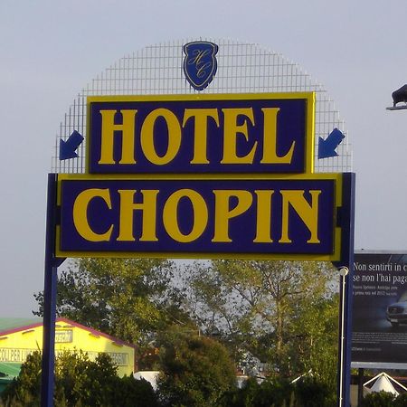 Hotel Chopin Fiumicino Esterno foto