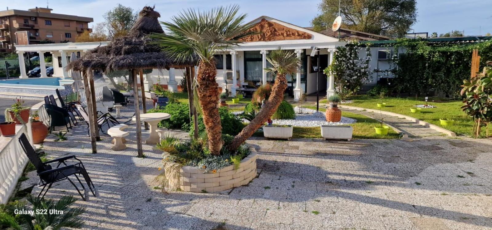 Hotel Chopin Fiumicino Esterno foto