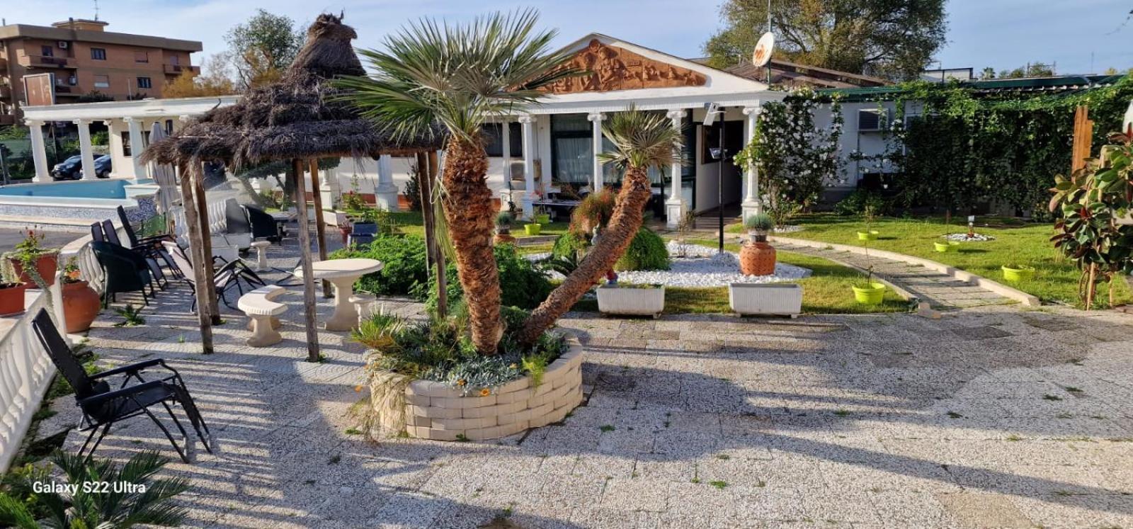 Hotel Chopin Fiumicino Esterno foto